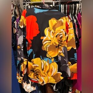 Beautiful, colorful top!